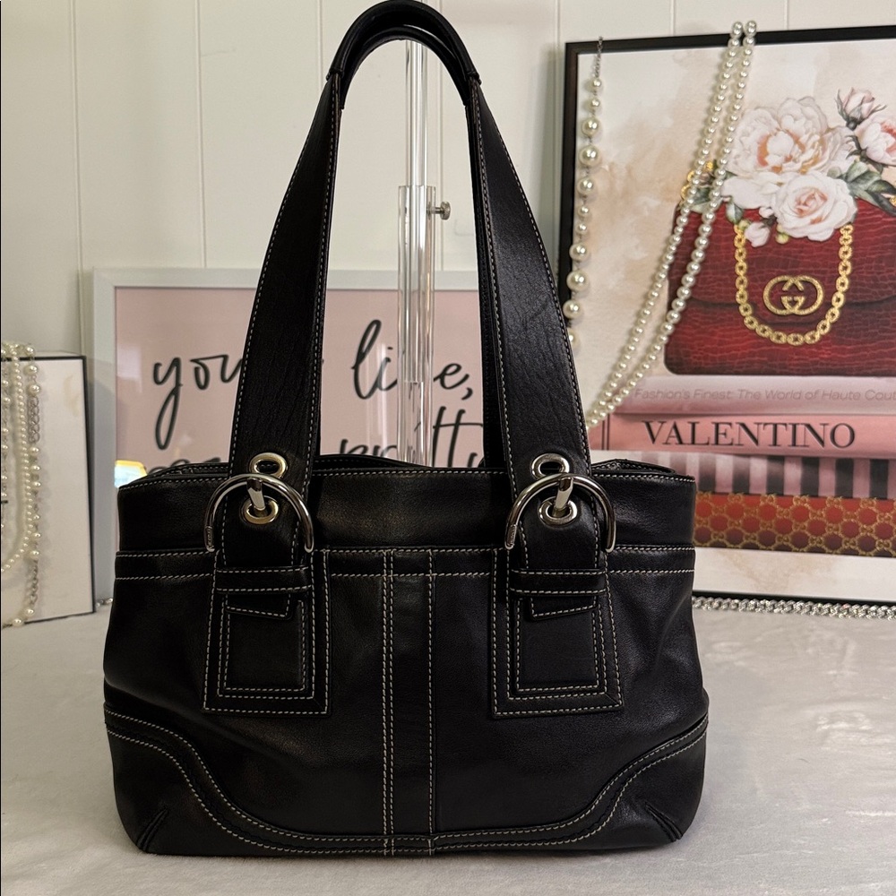 Coach Vintage Hampton Shoulder Bag w/matching Wristlet H0749-F10911 - Picture 4 of 16